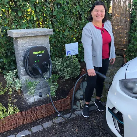 Schlossblick - 4 Sterne Sauna Pool Whirlpool Exklusiv *