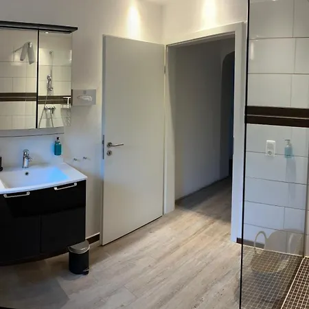 公寓 Schlossblick - 4 Sterne Sauna Pool Whirlpool Exklusiv