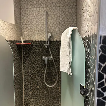 Schlossblick - 4 Sterne Sauna Pool Whirlpool Exklusiv