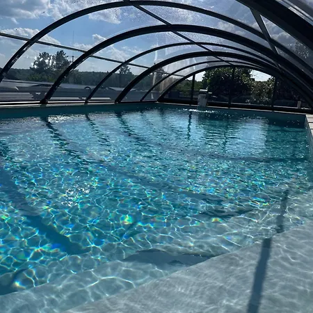 公寓 Schlossblick - 4 Sterne Sauna Pool Whirlpool Exklusiv 布劳恩费尔斯