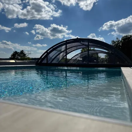 Schlossblick - 4 Sterne Sauna Pool Whirlpool Exklusiv * 布劳恩费尔斯