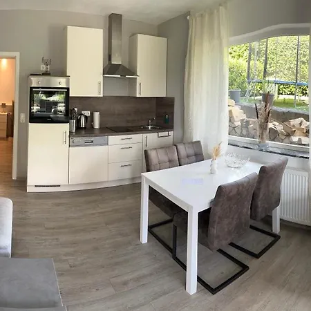 Lägenhet Schlossblick - 4 Sterne Sauna Pool Whirlpool Exklusiv