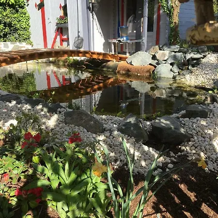 Schlossblick - 4 Sterne Sauna Pool Whirlpool Exklusiv Lägenhet Braunfels