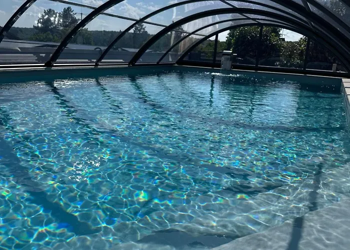 Apartmán Schlossblick - 4 Sterne Sauna Pool Whirlpool Exklusiv Braunfels