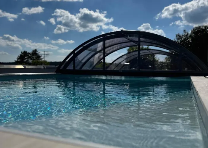 Schlossblick - 4 Sterne Sauna Pool Whirlpool Exklusiv * Braunfels