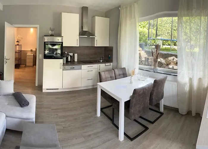 Apartmán Schlossblick - 4 Sterne Sauna Pool Whirlpool Exklusiv