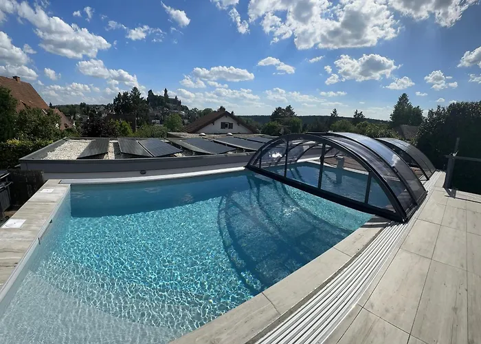 Schlossblick - 4 Sterne Sauna Pool Whirlpool Exklusiv Apartmán *