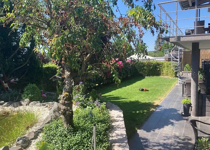 Schlossblick - 4 Sterne Sauna Pool Whirlpool Exklusiv Apartmán